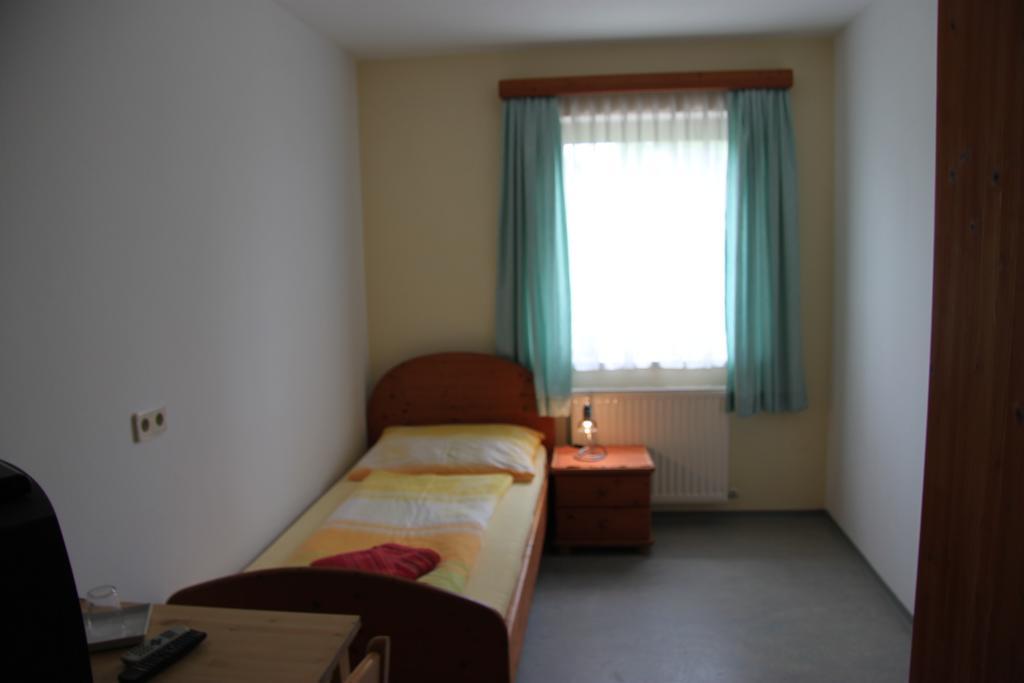 Pension Merkinger Behamberg Room photo