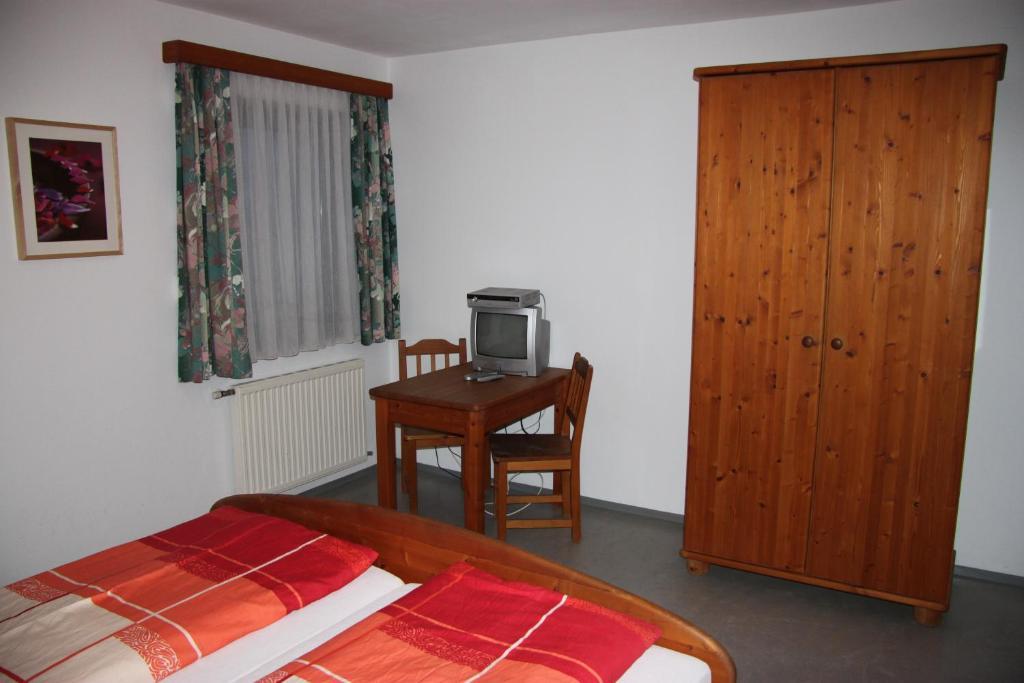 Pension Merkinger Behamberg Room photo