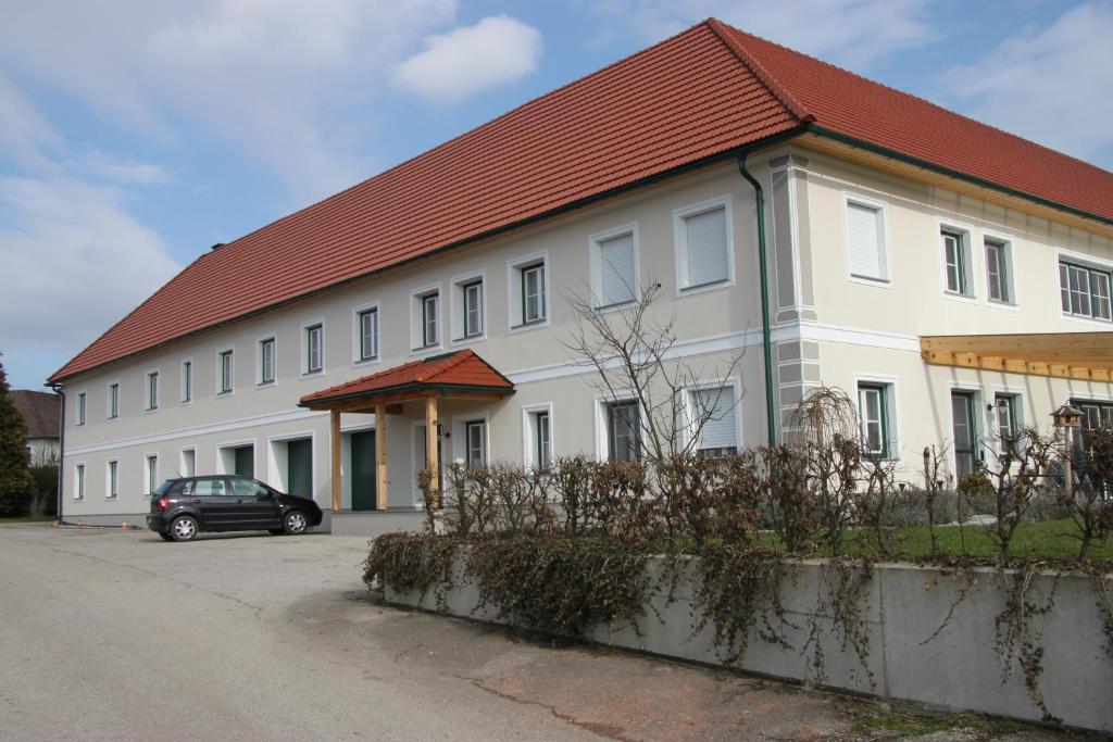 Pension Merkinger Behamberg Exterior photo